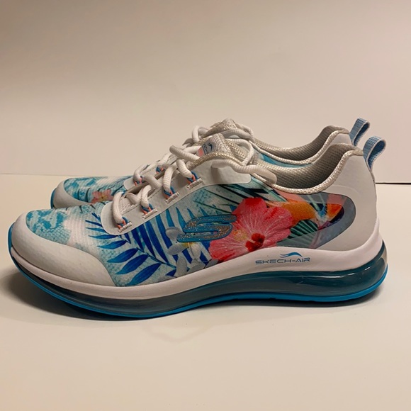 Skechers Shoes - Women’s Skechers  Skech-Air Size 9.5